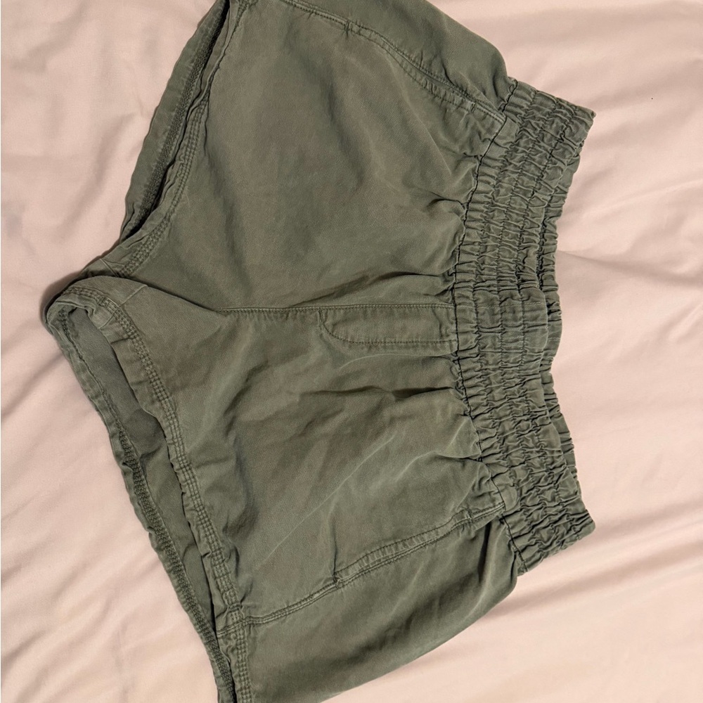 Olive Smocked Waist Women’s Shorts